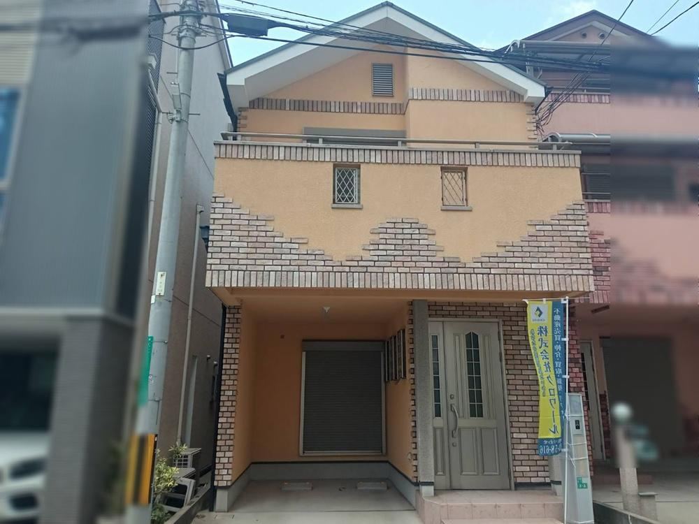 3LDK house in Sakai Ward, Sakai, Osaka - Photo 1