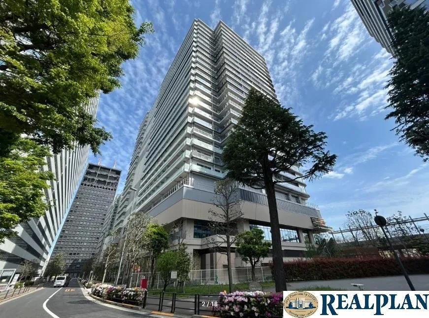 3LDK apartment in Nakano Ward, Tokyo - Photo 1