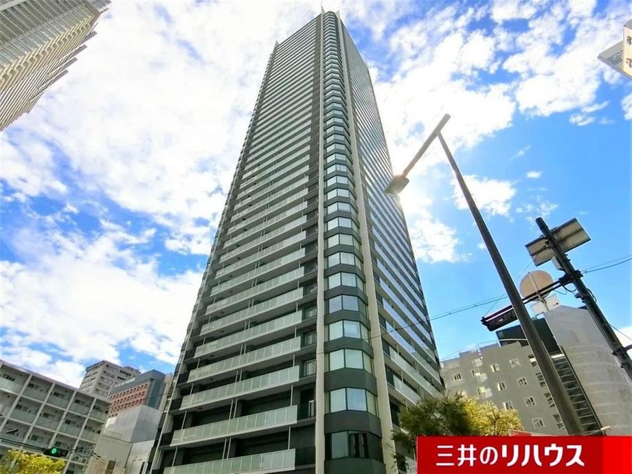 3LDK apartment in Kita Ward, Osaka - Photo 1