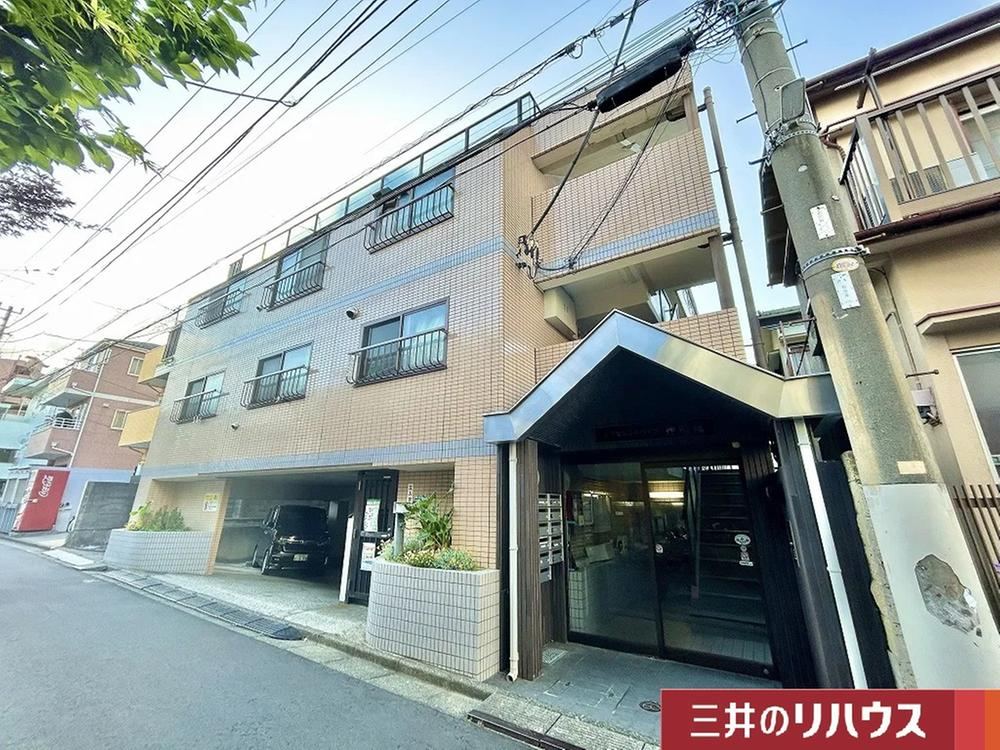 2DK apartment in Saiwai Ward, Kawasaki, Kanagawa - Photo 1