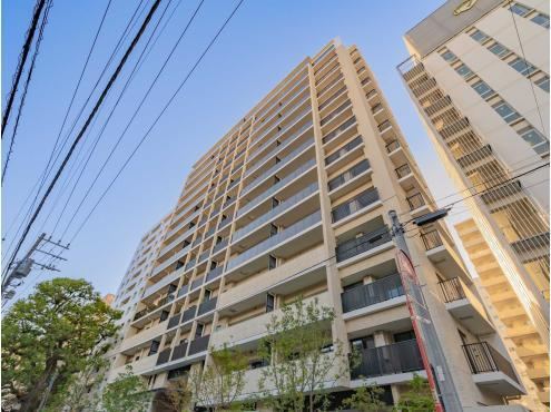 2LDK+S apartment in Bunkyo Ward, Tokyo - Photo 1
