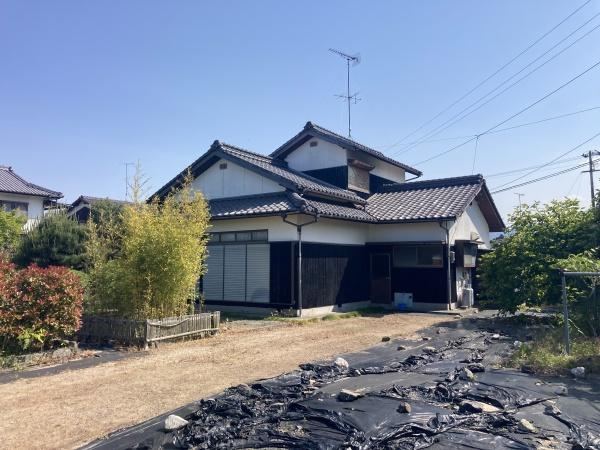 5DK house in Saijo, Ehime - Photo 1