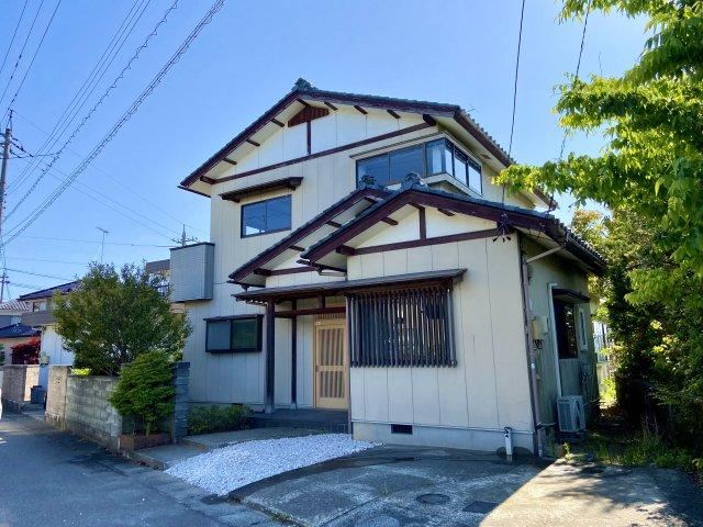 7DK house in Sakai, Fukui - Photo 1
