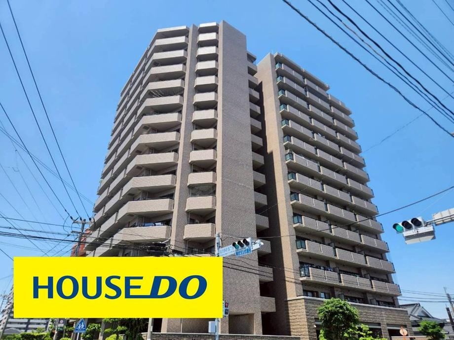 4LDK apartment in Kurume, Fukuoka - Photo 1