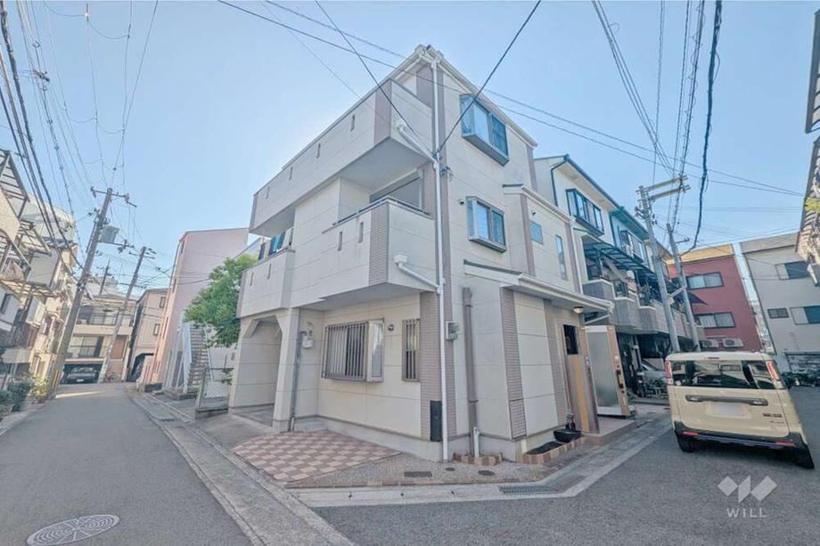 4LDK house in Higashinada Ward, Kobe, Hyogo - Photo 1