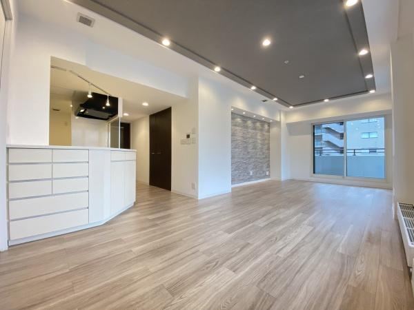 3LDK apartment in Chuo Ward, Sapporo, Hokkaido - Photo 1