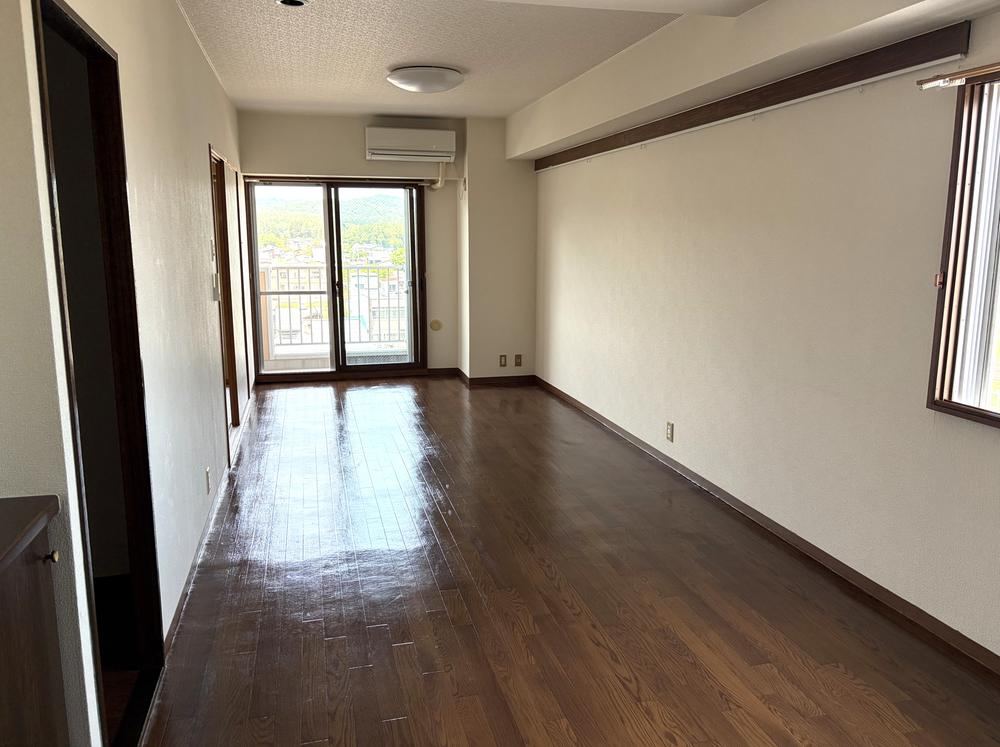 2LDK apartment in Joetsu, Niigata - Photo 1