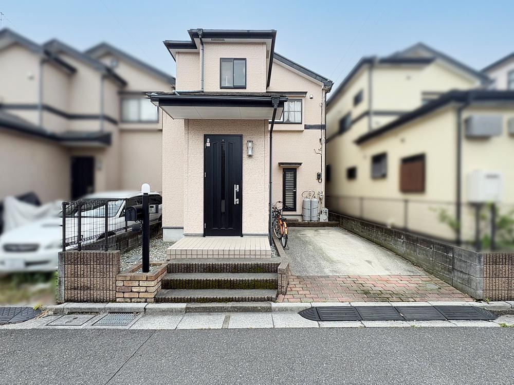 4LDK+S house in Kawaguchi, Saitama - Photo 1