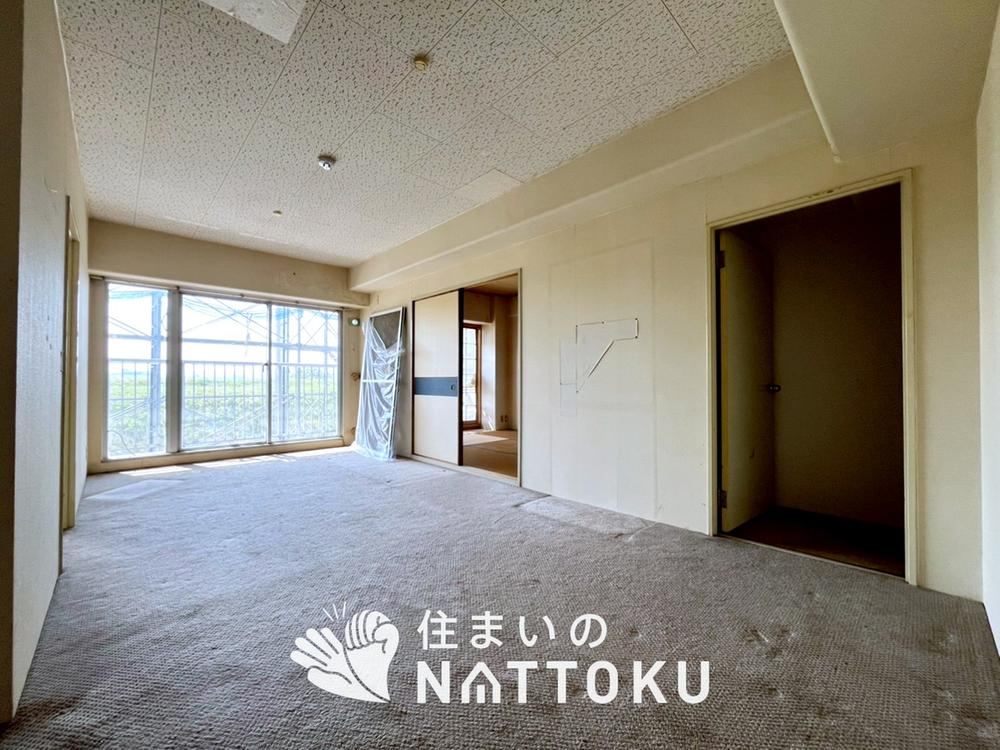 4LDK apartment in Hirakata, Osaka - Photo 1