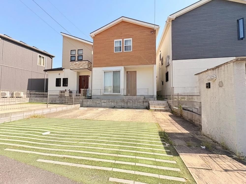 4LDK house in Ginan, Hashima District, Gifu - Photo 1