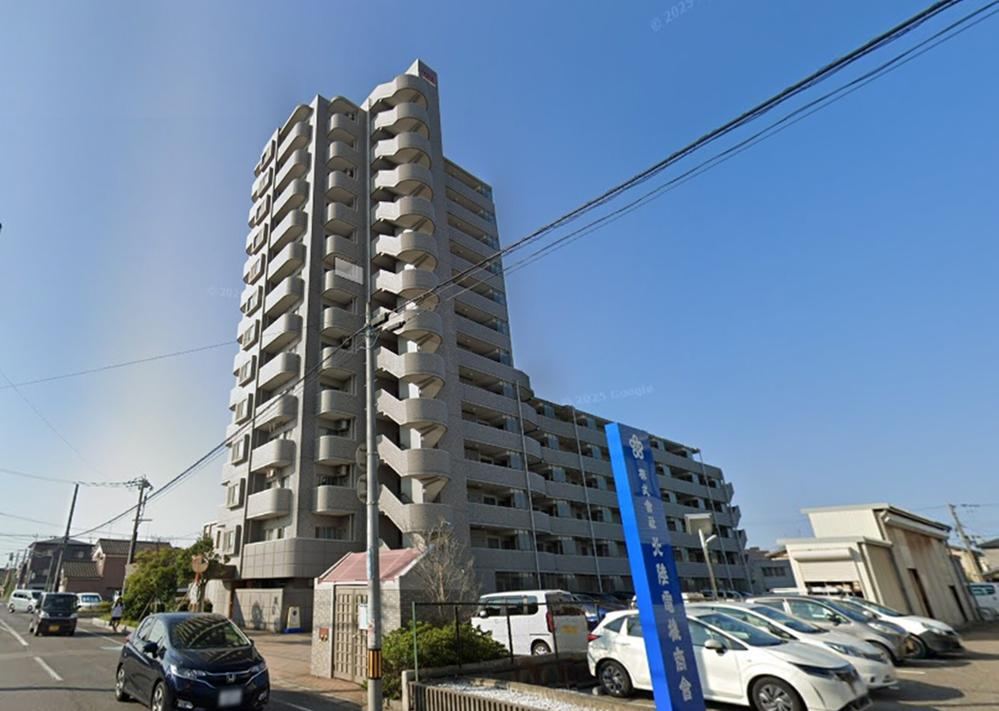 3LDK apartment in Chuo Ward, Niigata - Photo 1