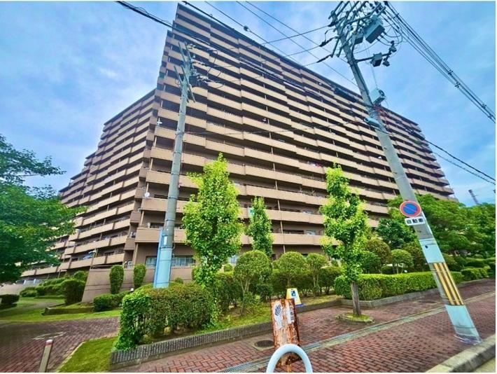 4LDK apartment in Sakai Ward, Sakai, Osaka - Photo 1