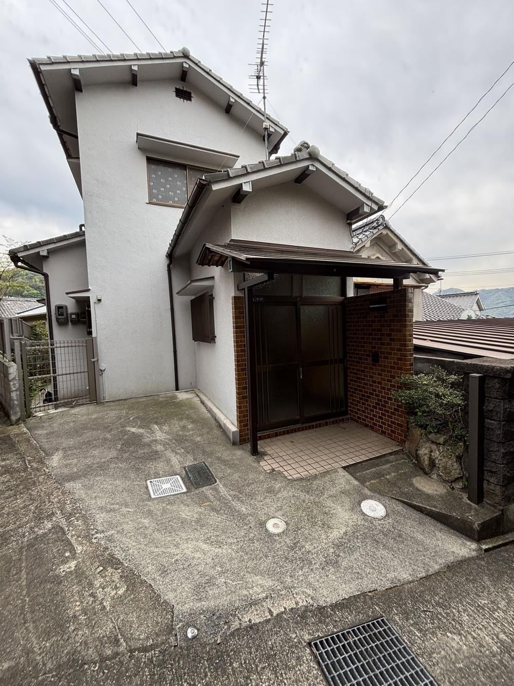 3DK house in Kure, Hiroshima - Photo 1