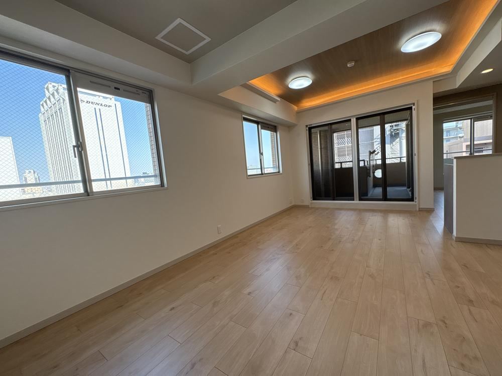 3LDK apartment in Chuo Ward, Kobe, Hyogo - Photo 1
