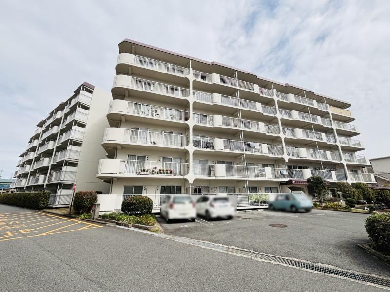 3LDK apartment in Nara, Nara - Photo 1