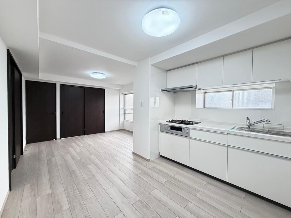 3LDK apartment in Kasugai, Aichi - Photo 1