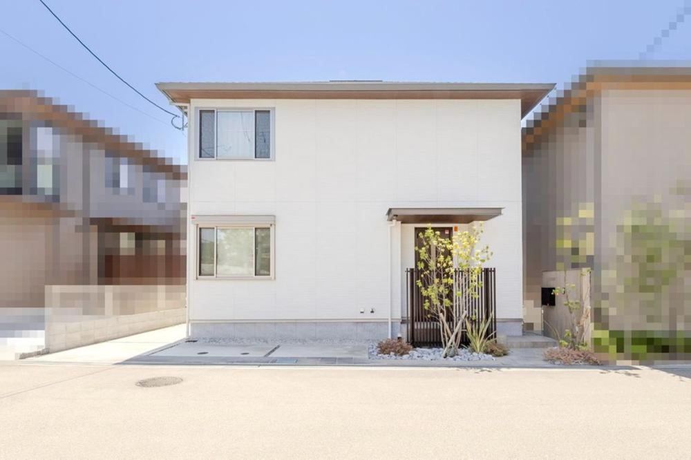 3LDK house in Toyonaka, Osaka - Photo 1