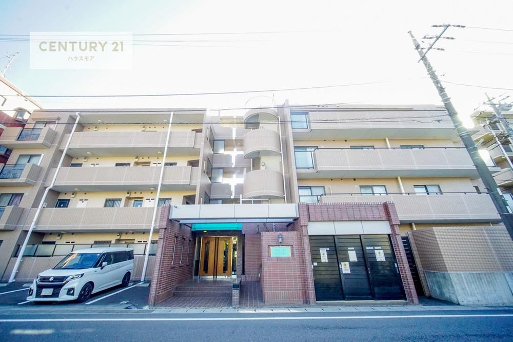3LDK apartment in Matsudo, Chiba - Photo 1