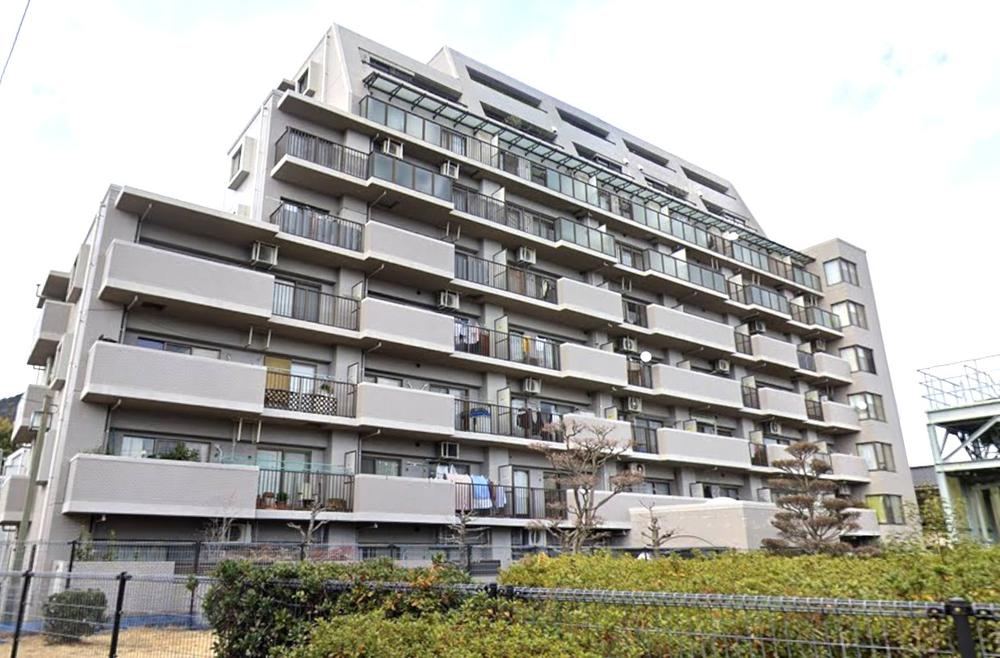 3LDK apartment in Nishi Ward, Hiroshima - Photo 1