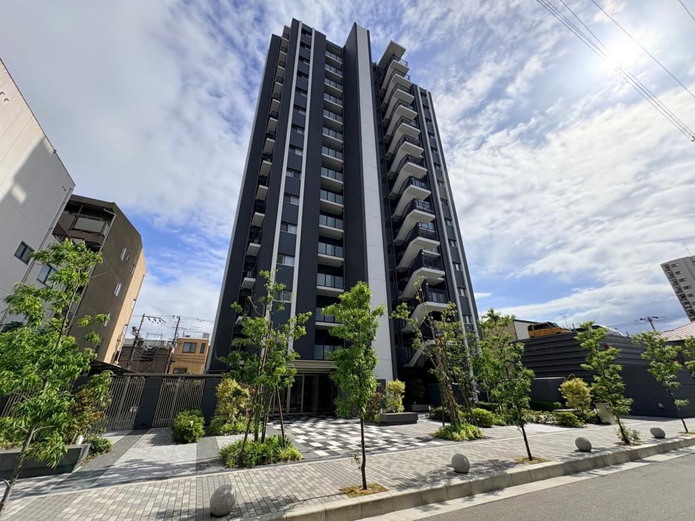 2LDK apartment in Hirano Ward, Osaka - Photo 1