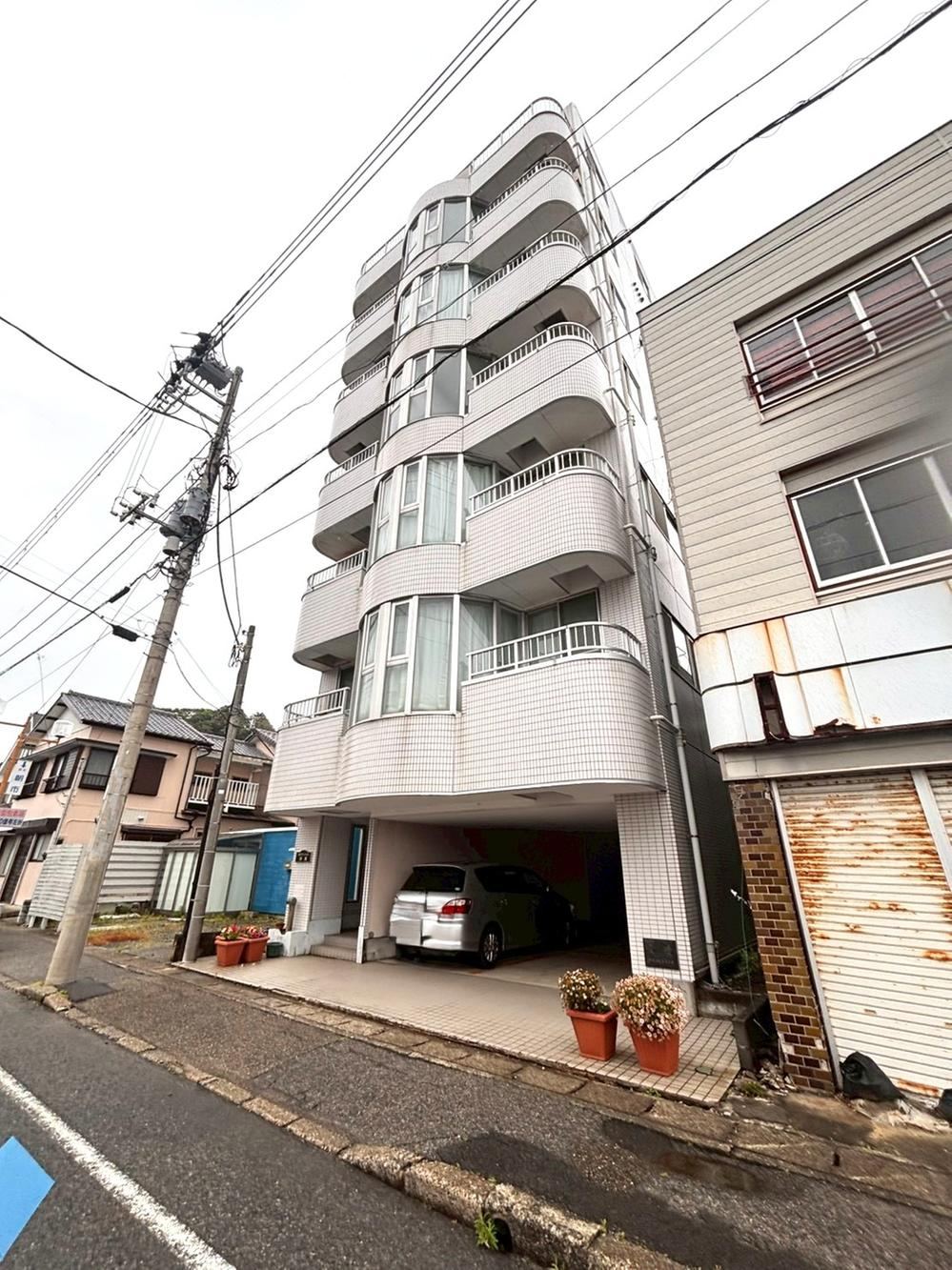 1DK apartment in Katsuura, Chiba - Photo 1
