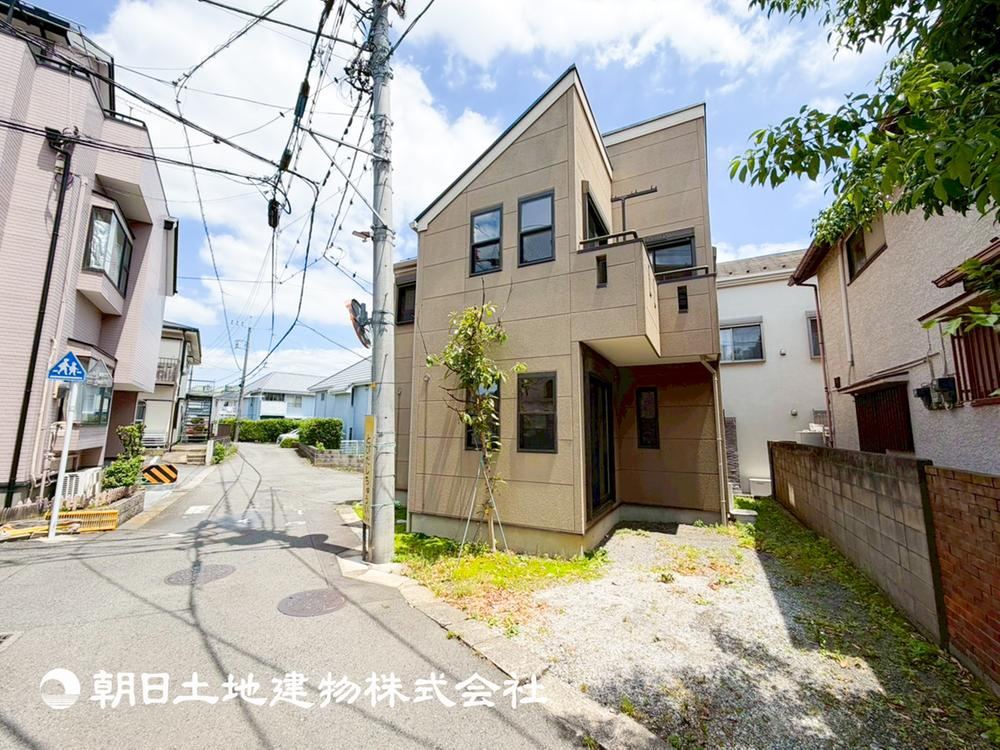 4LDK house in Machida, Tokyo - Photo 1