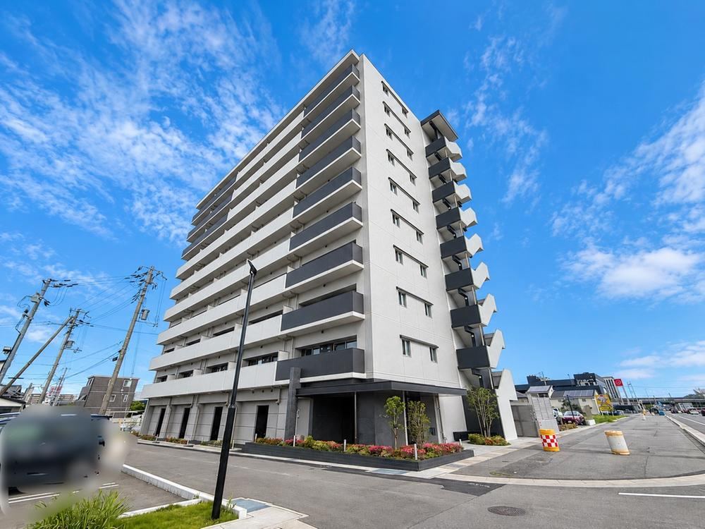 3LDK apartment in Himeji, Hyogo - Photo 1