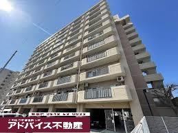 4LDK apartment in Omuta, Fukuoka - Photo 1