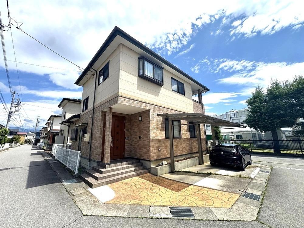 4LDK house in Nagano, Nagano - Photo 1