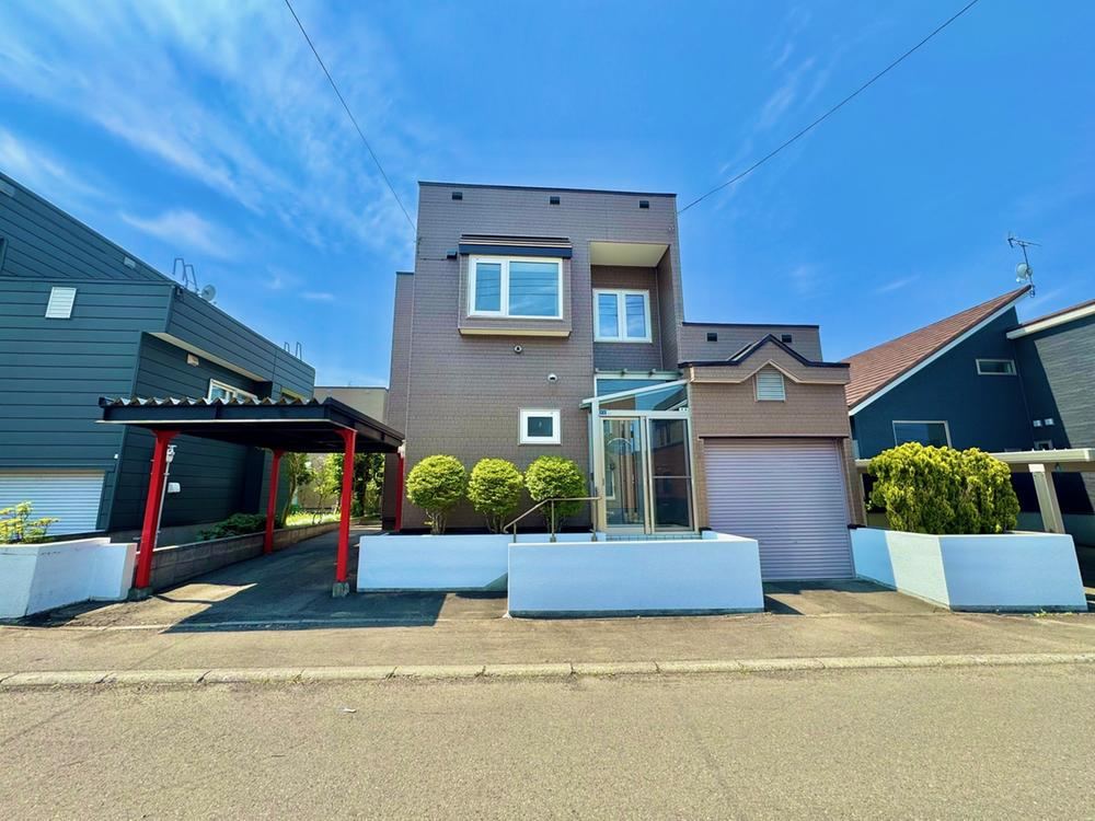4LDK house in Atsubetsu Ward, Sapporo, Hokkaido - Photo 1