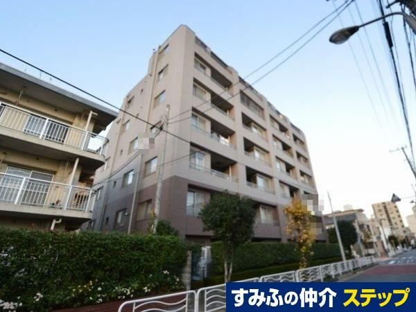 3LDK apartment in Koto Ward, Tokyo - Photo 1
