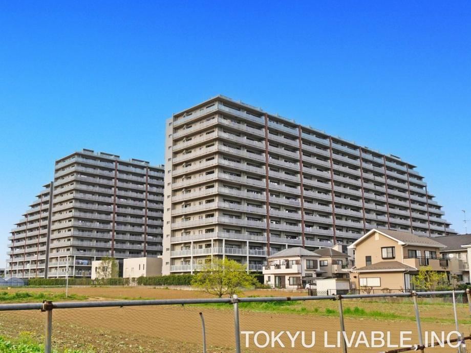 3LDK apartment in Funabashi, Chiba - Photo 1