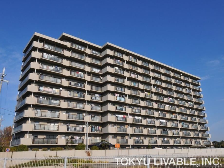 4LDK apartment in Higashi Ward, Sakai, Osaka - Photo 1