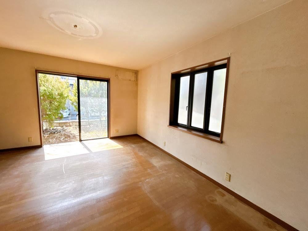 5LDK house in Koga, Ibaraki - Photo 1