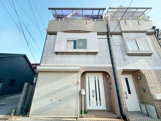 4LDK house in Hirano Ward, Osaka - Photo 1