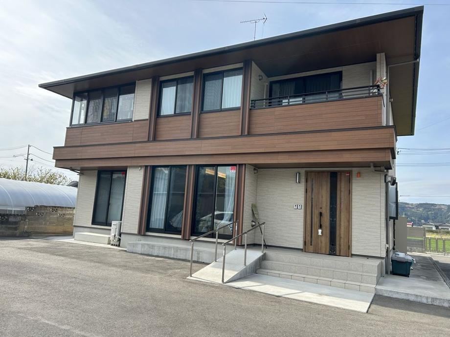6LDK house in Ishinomaki, Miyagi - Photo 1