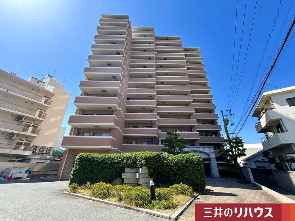 3LDK apartment in Minami Ward, Hiroshima - Photo 1
