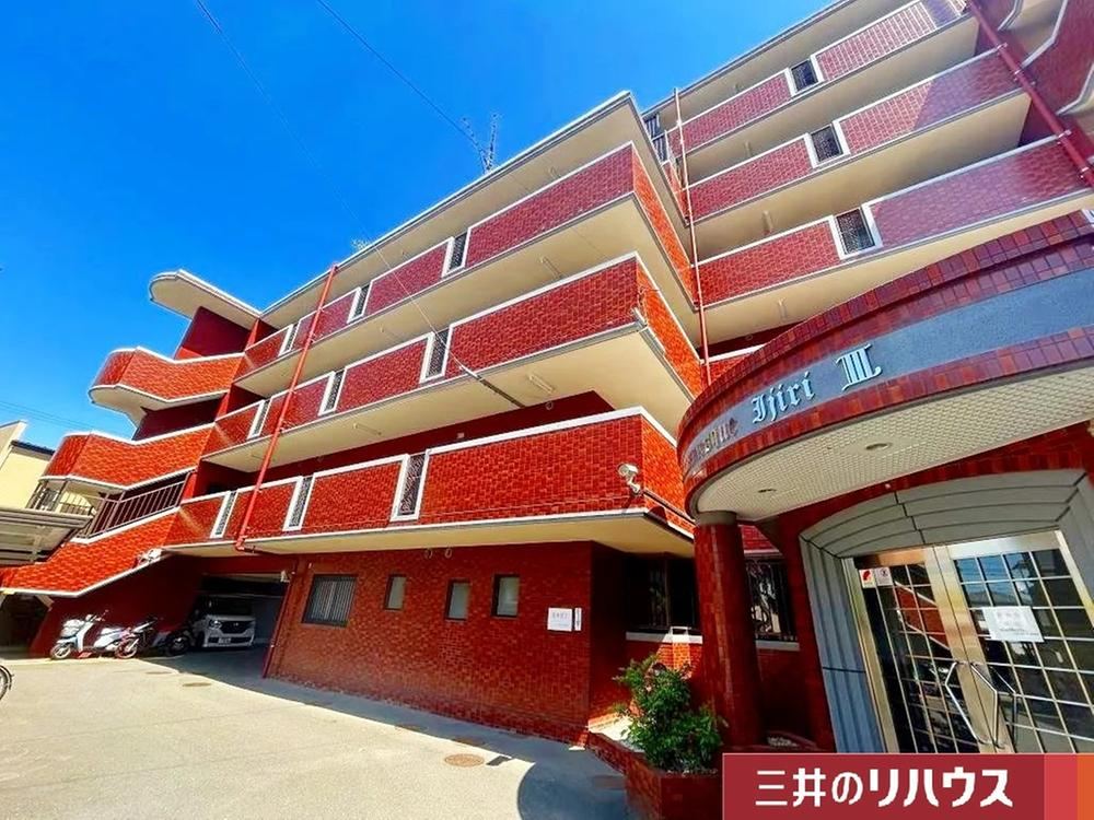 4LDK apartment in Minami Ward, Fukuoka - Photo 1