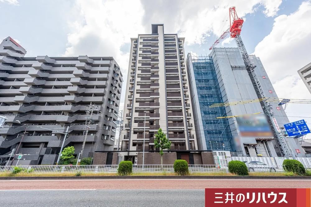 3LDK apartment in Higashi Ward, Nagoya, Aichi - Photo 1