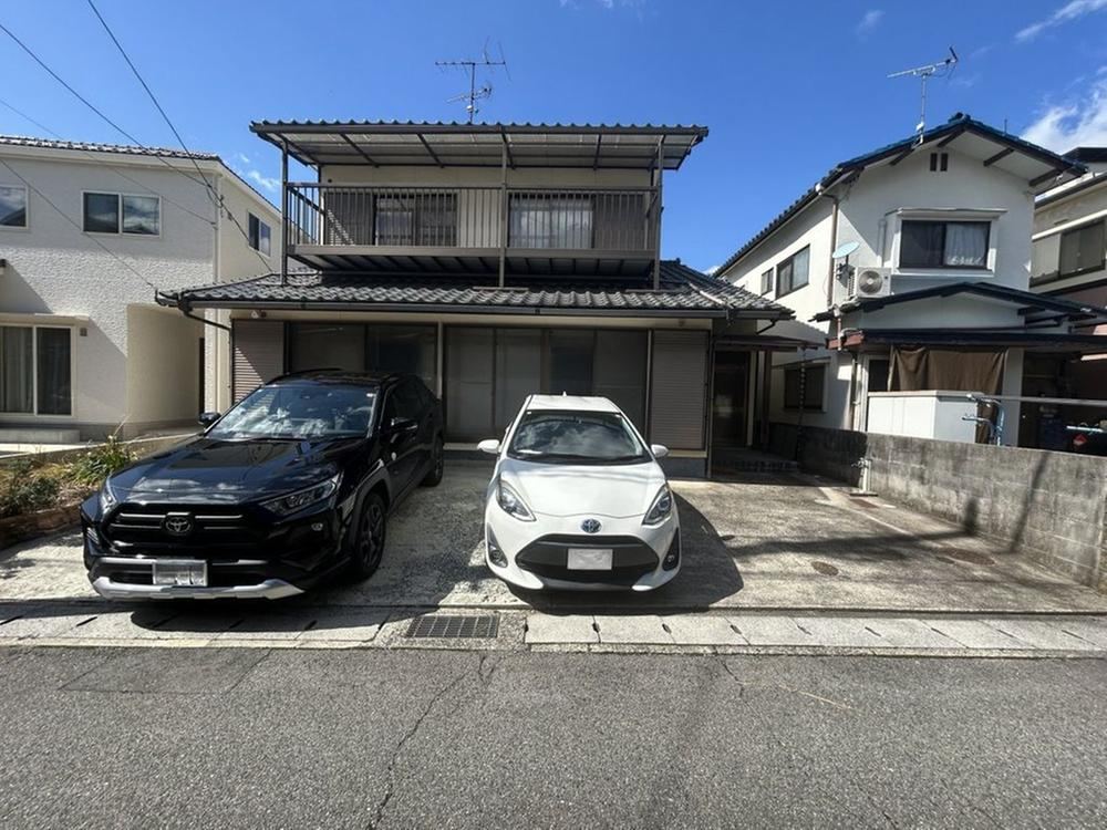 4LDK+S house in Higashi Ward, Hiroshima - Photo 1