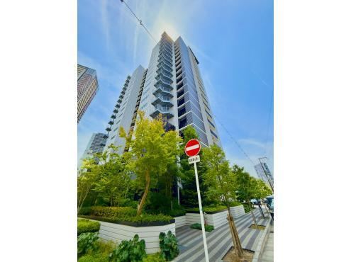 2LDK apartment in Kita Ward, Osaka - Photo 1