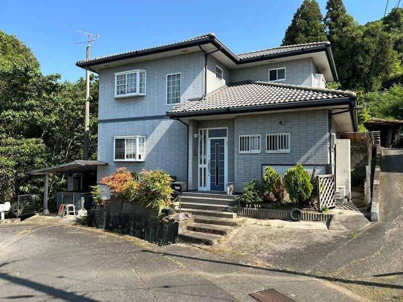 5DK house in Shikokuchuo, Ehime - Photo 1