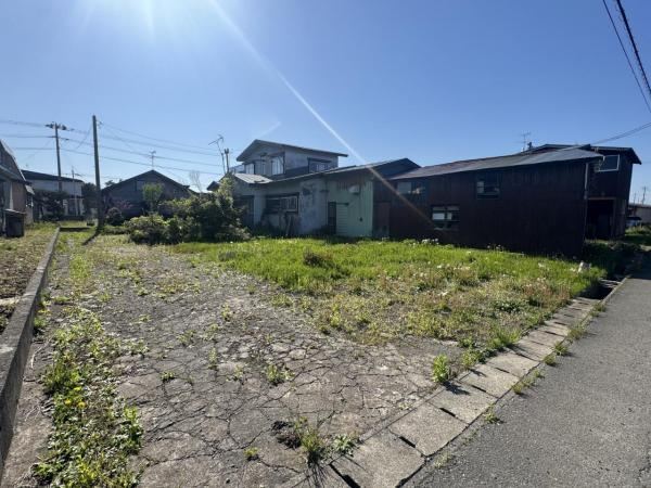490 m² land in Aomori, Aomori - Photo 1