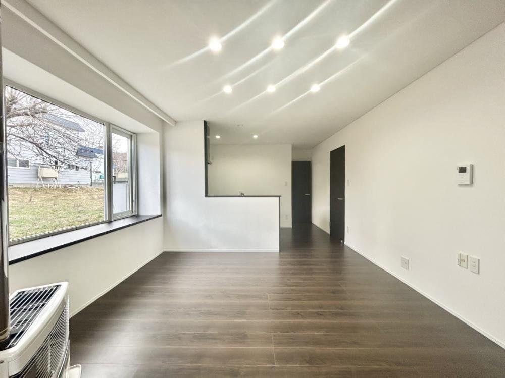 5LDK house in Minami Ward, Sapporo, Hokkaido - Photo 1