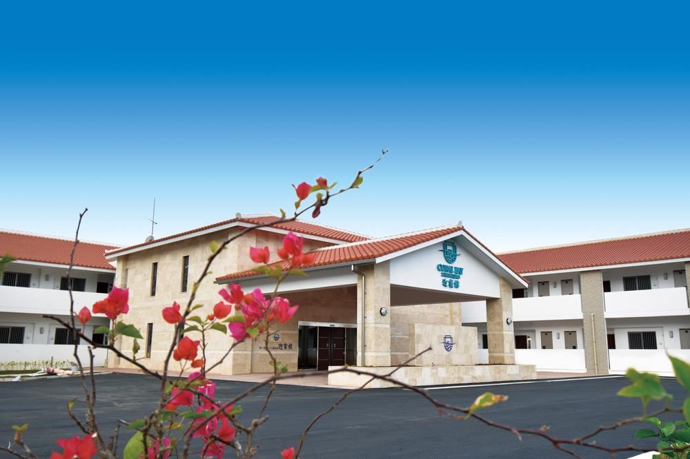 1LDK apartment in Ishigaki, Okinawa - Photo 1