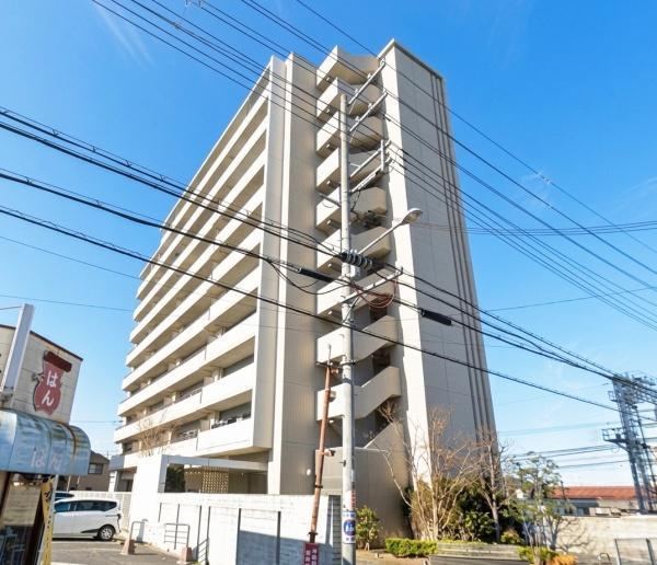 3LDK apartment in Kishiwada, Osaka - Photo 1