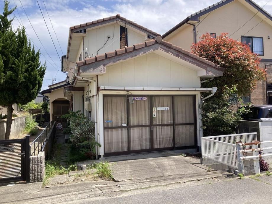 3LDK house in Shimonoseki, Yamaguchi - Photo 1