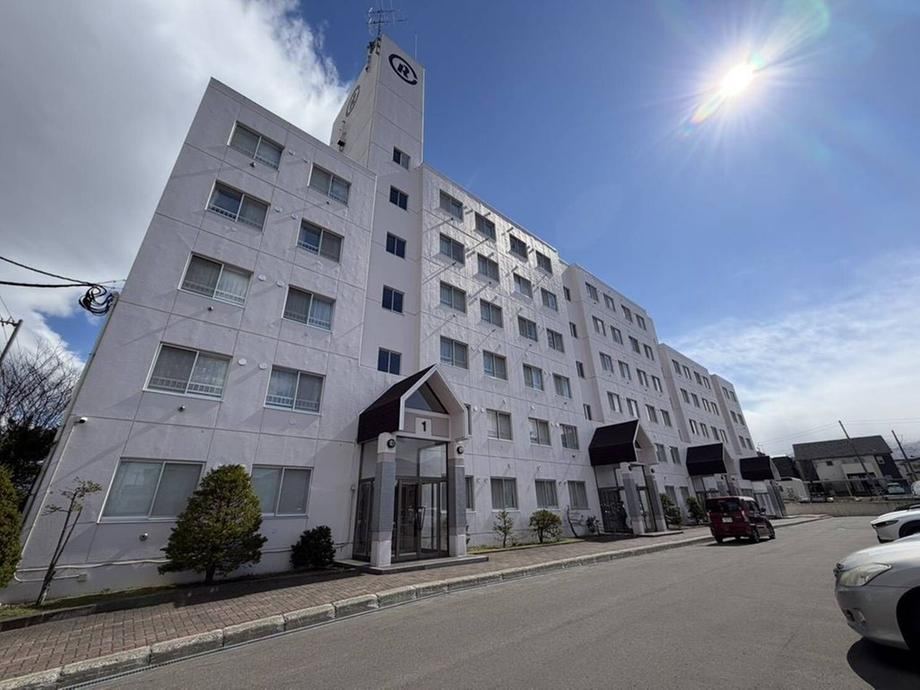 4LDK apartment in Nishi Ward, Sapporo, Hokkaido - Photo 1