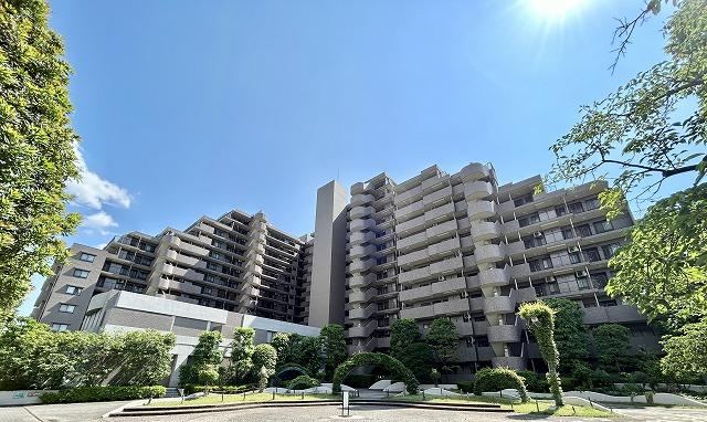 3LDK apartment in Itabashi Ward, Tokyo - Photo 1