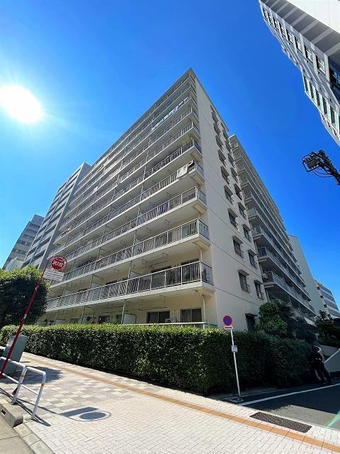 1LDK apartment in Shinagawa Ward, Tokyo - Photo 1